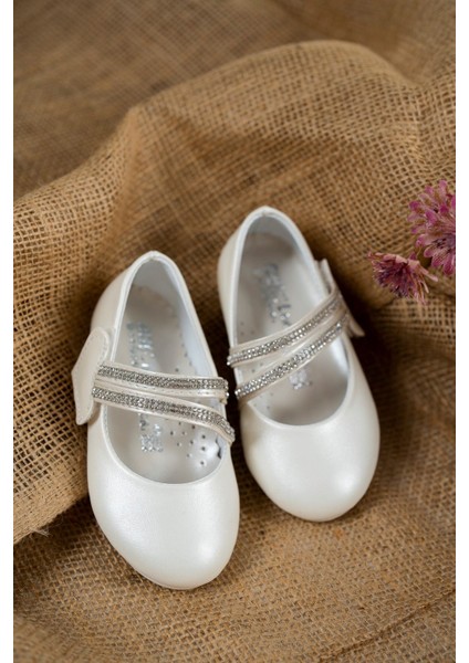 Çatal Baretli Sedef Kız Çocuk Ayakkabı modelleri