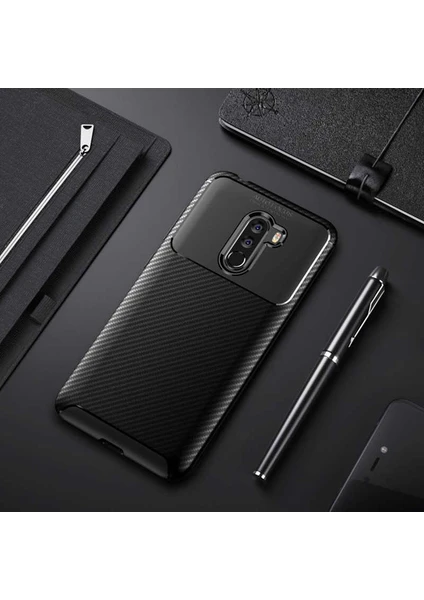 Kip GSM Xiaomi Pocophone F1 Kılıf Karbon Desenli Yüksek Kalite Negro Silikon Kapak