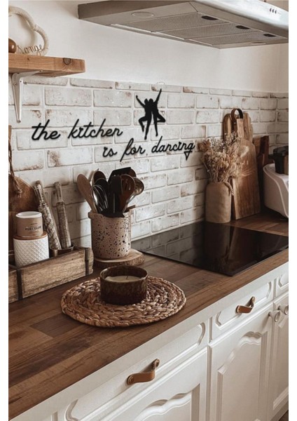 The Kitchen Is For Dancing Yazılı Dekoratif Ahşap Tablo fiyatları