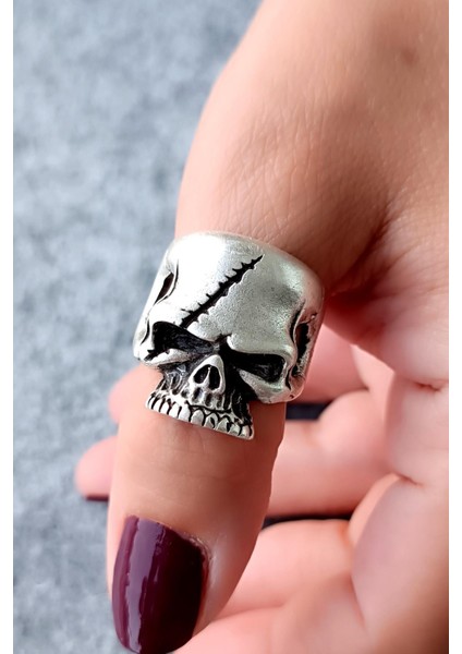Dikişli Kuru Kafa Şekilli Gümüş Kaplama Ayarlanabilir Erkek Yüzük El Yapımı Gotik Yüzük