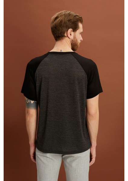 Spor T-Shirt (E22-74700) fırsatları