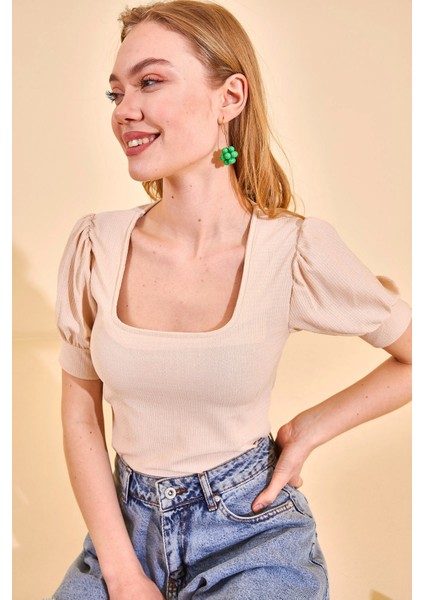 Bej Kare Yaka Dokulu Bluz 2YXK2-46351-25 fiyatları