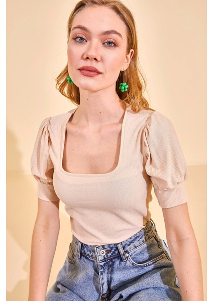 Bej Kare Yaka Dokulu Bluz 2YXK2-46351-25 fırsatları