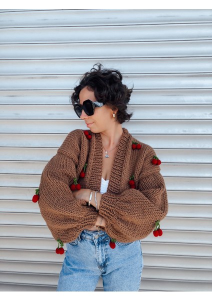 Organic Mira Organıcmıra Kahverengi Kirazlı Ceket Kiraz Desenli Oversize Crop Kadın Hırka Mont Chunky Cardigan