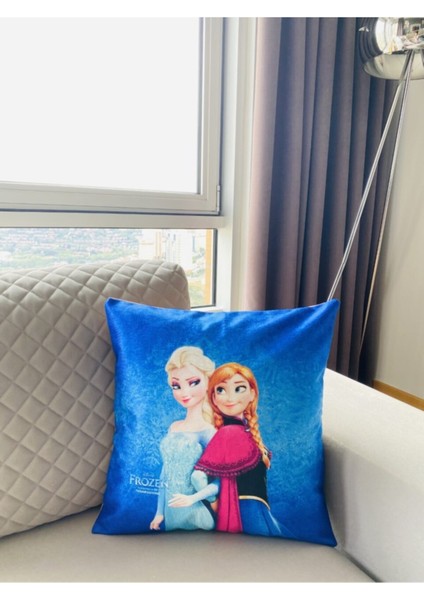 Frozen Elsa ve Anna Baskılı Dekoratif Kırlent Kılıfı