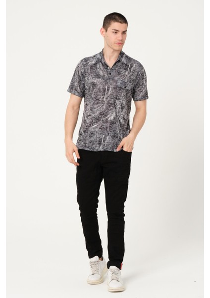 Desenli Kısa Kollu Erkek Gömlek modelleri