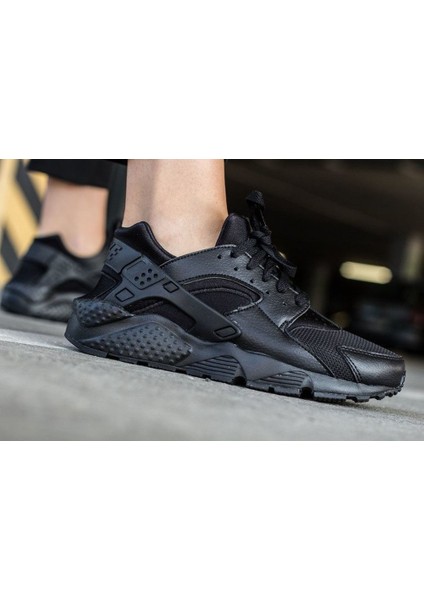 Huarache Run Spor AYAKKABI-654275-016 (Dar Kalıp Bir Numara Büyük Alınmasını Öneriyoruz)