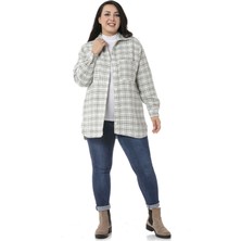 Disentis Modest Büyük Beden Yanı Yırtmaçlı ve Cepli Yeşil Ceket Gömlek