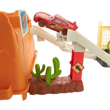 Mattel HDN02 Cars Yarış Heyecanı Oyun Seti