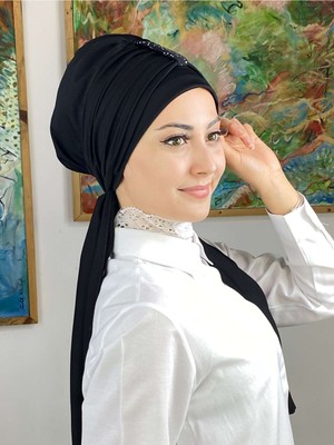 Butik Ambar Hürrem Taşlı Tek Biritli Atkılı Siyah Bone