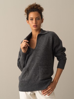 Xint Kadın Antrasit Yumuşak Dokulu Oversize Cepli Kazak