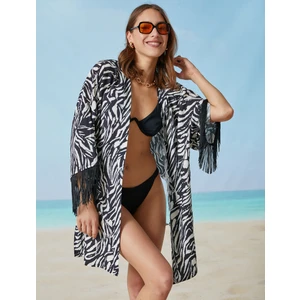 Püskül Detaylı Kimono