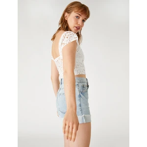 Crop Tişört Brode Kare Yaka