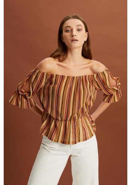 Carmen Yaka Kol Detaylı Bluz (B22-37900) fırsatları