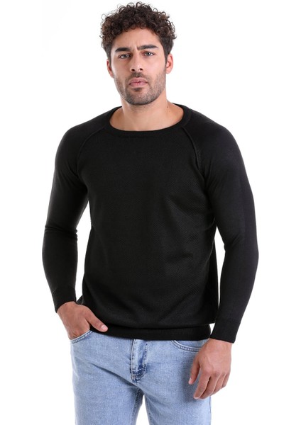 Erkek Siyah Regular Fit Desenli V Yaka Yünlü Triko Kazak modelleri