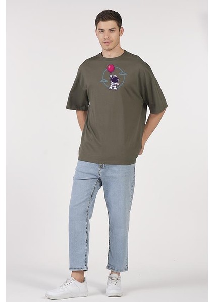 Oversize T-Shirt Cloudy Astronot Haki