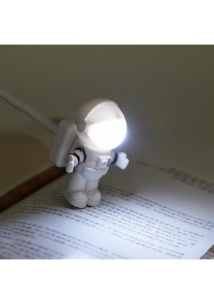 Astronot USB LED Gece Lambası