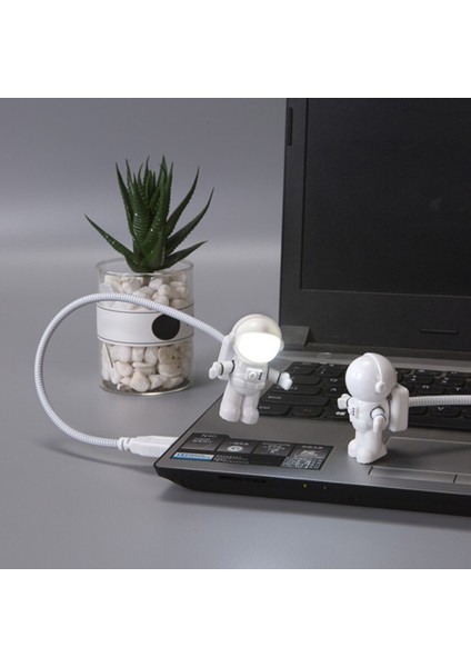 Astronot USB LED Gece Lambası