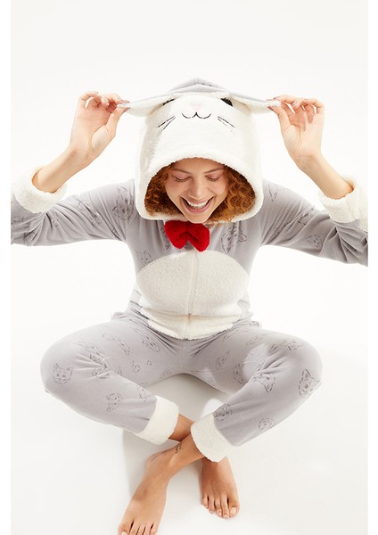 Kadın Gri Sevimli Kedi Baskılı Arka Fermuarlı Polar Tulum Pijama fiyatları
