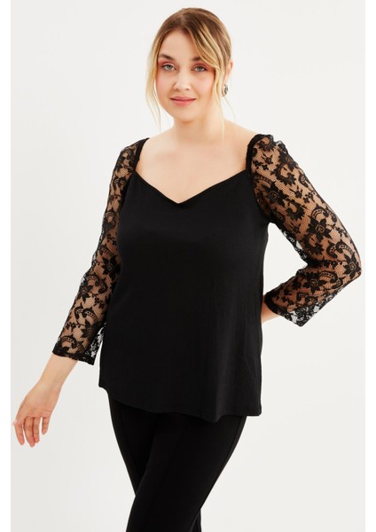 Kare Yaka Kolları Dantelli Bluz modelleri