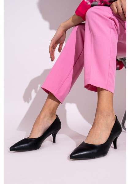 Siyah Mat Stiletto