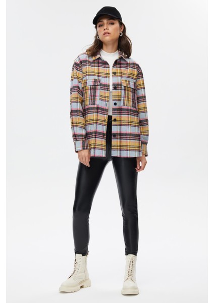 Ekose Cebi Kapaklı Kadın Gömlek