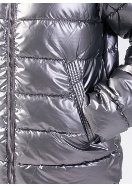 Parlak Şişme Mont indirimleri