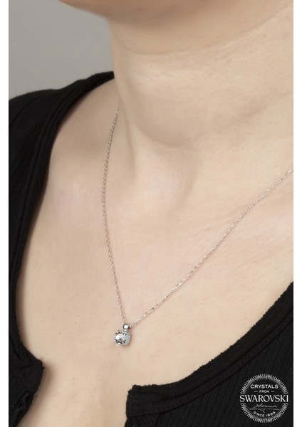 Swarovski Zirconia Pırlanta Montür Tek Taş 925 Ayar Gümüş Küpe
