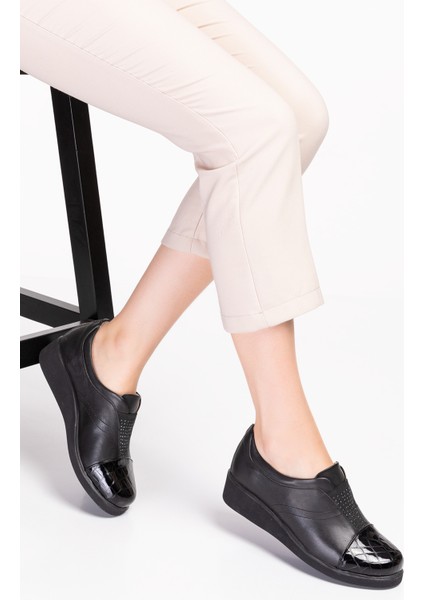 Kadın Hakiki Deri Siyah Kroko Anatomik Taban Rahat Ayakkabı fiyatları