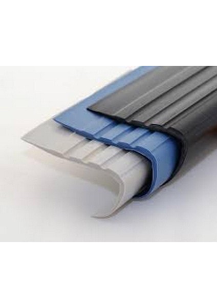 Pvc Merdiven Burunluğu Oluklu Kaymayı Önleyici Pvc Merdiven Burunluğu