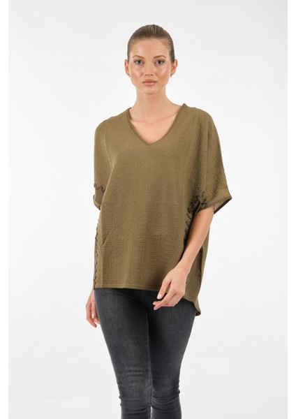 Oversize V Yaka Kadın Bluz - Kısa Kol Minimalist Günlük