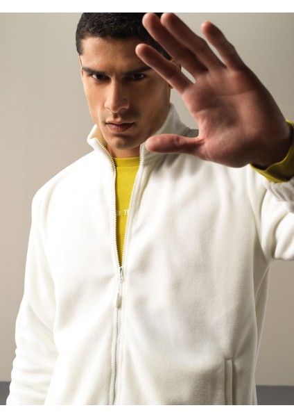 Erkek Beyaz Regular Fit Polar Sweatmont fırsatları