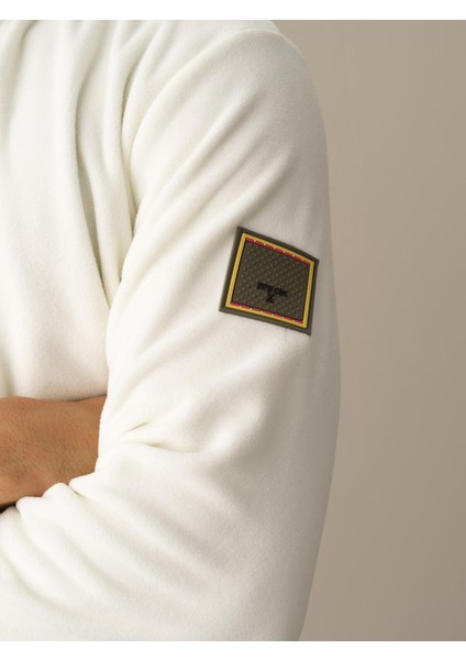 Erkek Beyaz Regular Fit Polar Sweatmont indirimleri