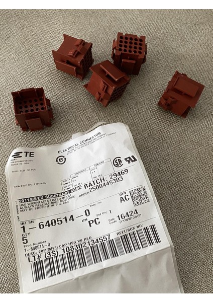 1-640514-0 20 Girişli Konnektör 5 Adet