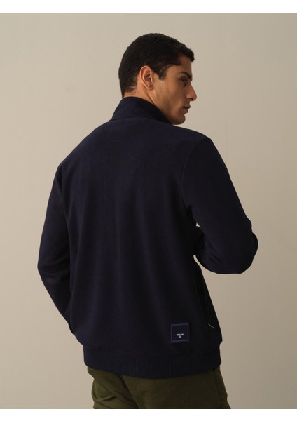 Erkek Lacivert Regular Fit Sweatmont fırsatları