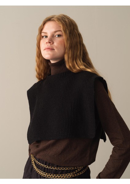 Yanları Açık Regular Fit Kapüşonlu Kısa Kazak modelleri