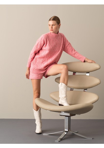 Kadın Pembe Dik Yaka Oversize Kazak