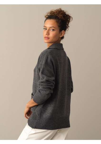 Kadın Antrasit Oversize Cepli Kazak fırsatları