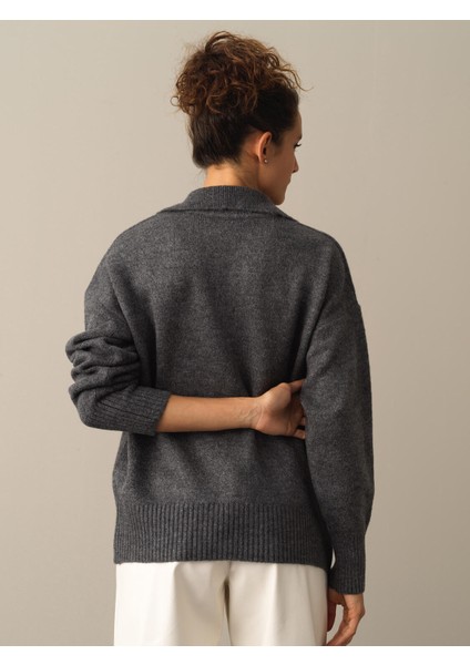 Kadın Antrasit Oversize Cepli Kazak indirimleri