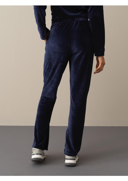Kadın Lacivert Kadife Sweat Pantolon fırsatları