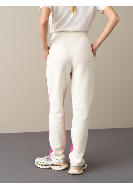 Kadın Fuşya Regular Fit Sweat Pantolon fırsatları