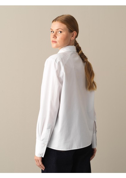 Kadın Beyaz Regular Fit Vatkalı Gömlek fırsatları