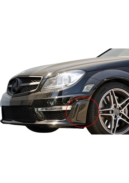 Mercedes W204 C63 (2011-2013) Ön Tampon Yan Hava Kapakları (Plastik) modelleri