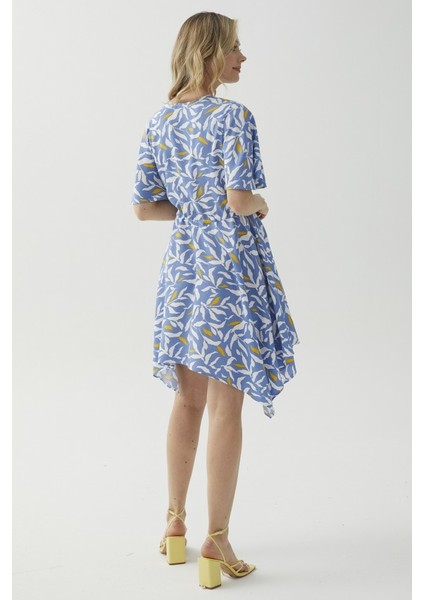 Beli Büzgülü Kolu ve Önleri Dökümlü Elbise fırsatları