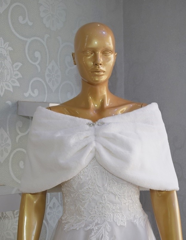 Paris in Paris Gelin Kürk-Gelin Ceket-Gelin Bolero-Gelin Etol-Nikah Kürk- Şal-Gelin Aksesuarları-Abiye Şal