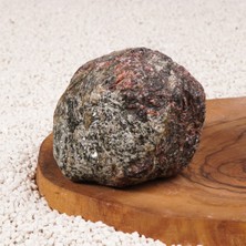 Rupen Kraft 14 Ayar Kristal Kesim Yeşil Granat Taşlı Minimal Altın Kolye