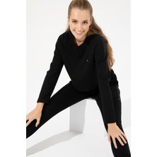 U.S. Polo Assn. Kadın Siyah Sweatshirt 50261257-VR046
