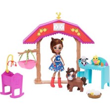 Enchantimals Çiftliği Oyun Seti, Sevimli At Haydie Bebek (15 cm), At Trotter, 3 Ek Hayvan Figürü ve 10'dan Fazla Aksesuarıyla GJX23