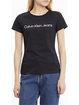 Calvin Klein Kadın Institutional Logo Slim T-Shirt