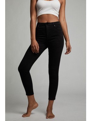 Livik Kadın Taylor Solmayan Siyah Ince Görünüm Sağlayan Toparlayıcı Kot Pantolon